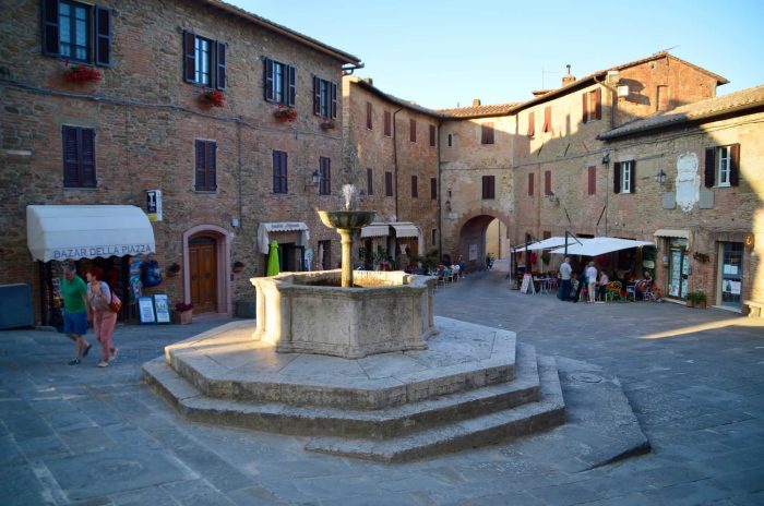 Piazza Umberto I in Panicale