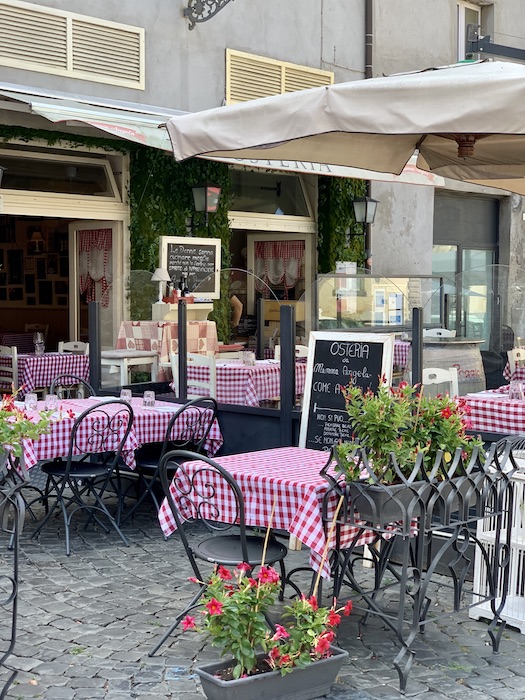 Osteria on the Piazza del Popolo